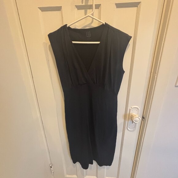 [GUC] FIG Clothing Travel Aub Dress – Size S/M - Picture 3 of 3